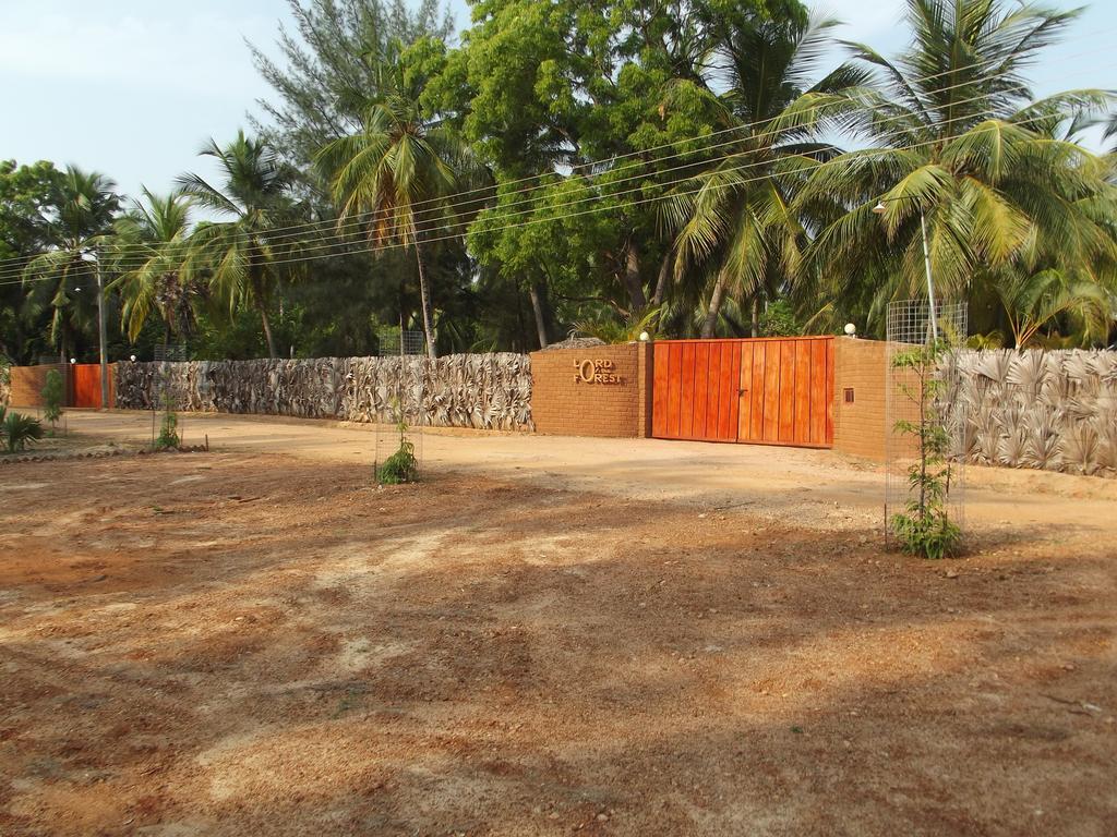 Hotel Lord Of The Forest Batticaloa Pokoj fotografie