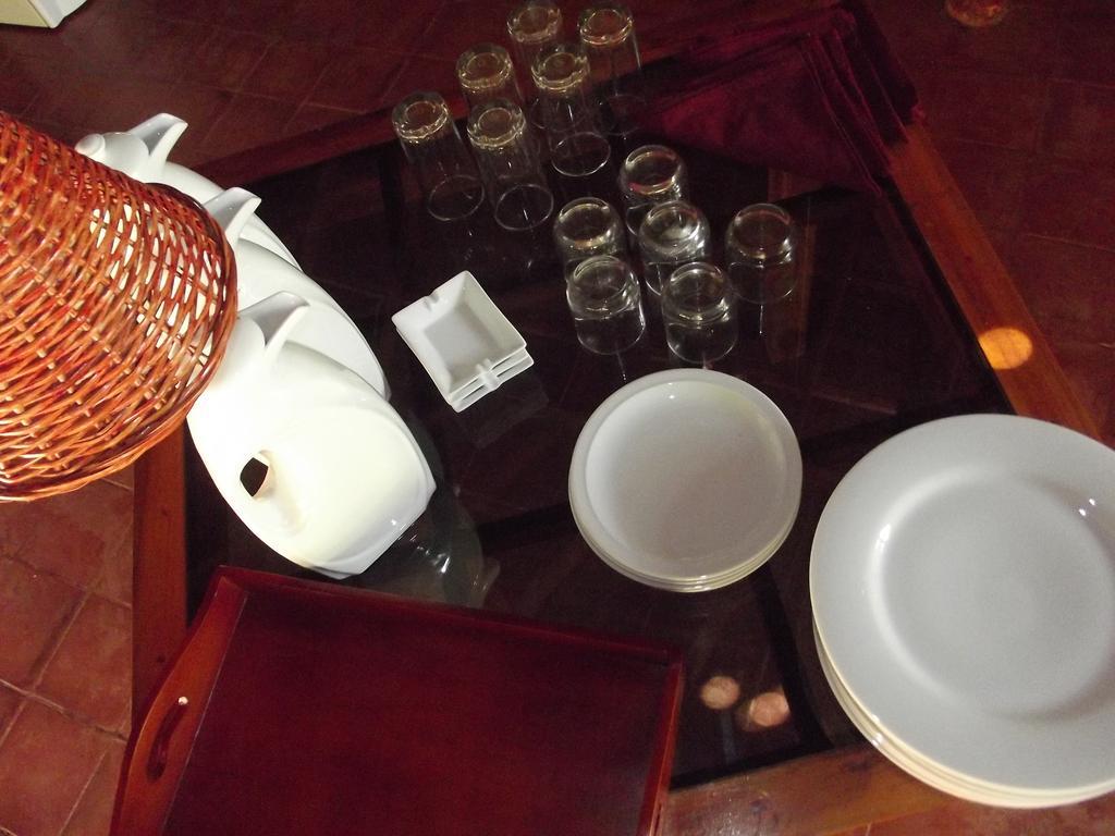 Hotel Lord Of The Forest Batticaloa Pokoj fotografie